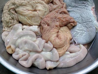 Chuyên cung cấp khăn long, tổ ong, lá sách, phèo, lá mía, trái khế các loại cho các quán lòng bò phá lấu!