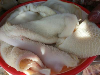 Mua lòng bò tươi ở đâu?Giá bán lòng bò tươi năm 2024