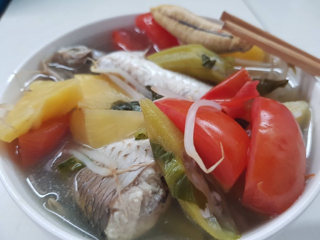 Canh chua cá đối