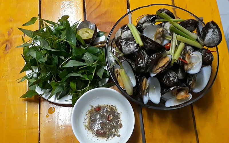 Sò lông hấp sả